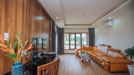 Phòng Suite hướng bể bơi