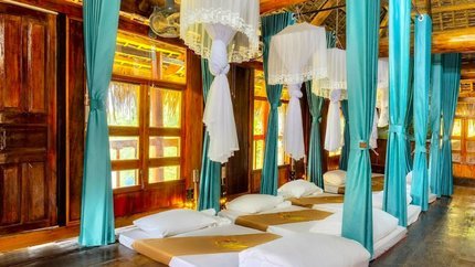 Không gian nhà sàn của khu nghỉ dưỡng