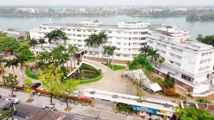 Century Riverside Hotal Huế