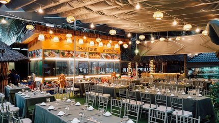 Nhà hàng với không gian thoáng mát