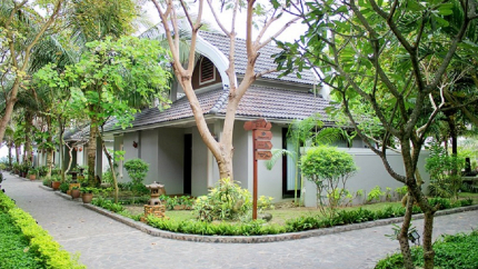 Sân vườn Champa Resort & Spa Phan Thiết