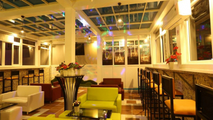 Sky Cafe Cherry Hotel Huế