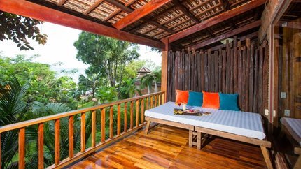 Ban công góc rộng thoáng đãng