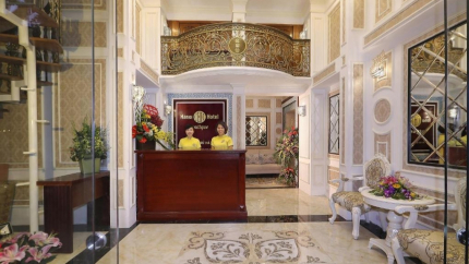 Lễ tân khách sạn Chic Boutique Hanoi