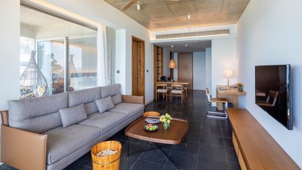 Phòng được sắp xếp gọn gàng