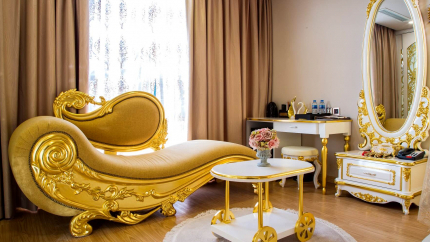 Gold King - Cicilia Sài Gòn