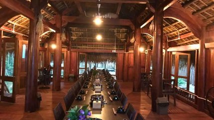 Nhà hàng tại khu nghỉ dưỡng