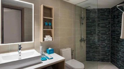 Phòng vệ sinh khép