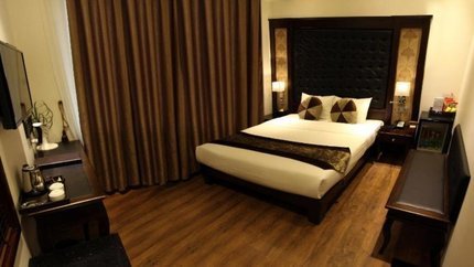 Phòng mang một tông màu ấm cúng