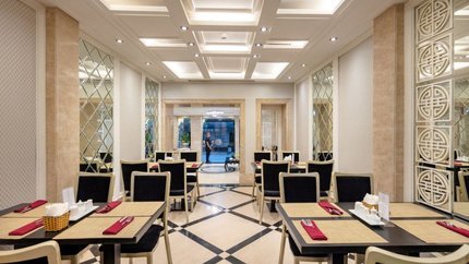 Nhà hàng trong khách sạn