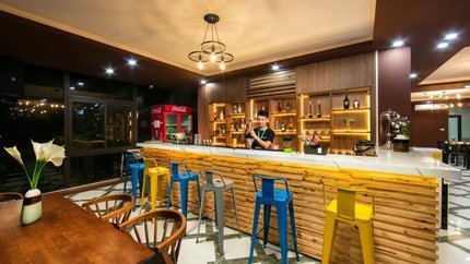 Quầy bar theo phong cách cổ điển