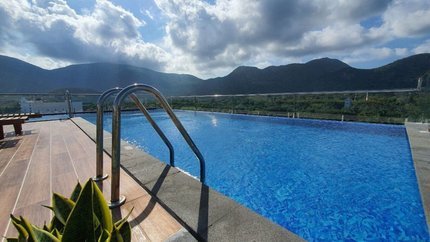 Bể bơi ngoài trời