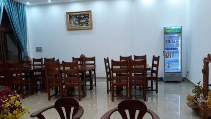 Nhà hàng khách sạn