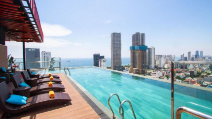 Hồ bơi ngoài trời Cordial Grand Hotel