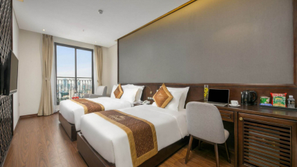 Phòng Grand Deluxe Triple City