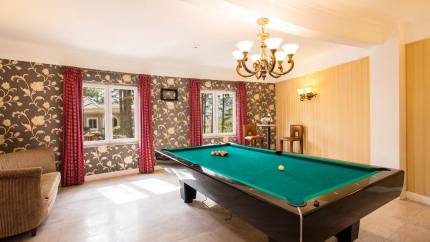 Giải trí billards Đà Lạt Edensee Lake Resort & Spa