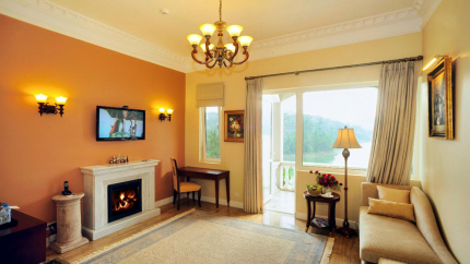 Camellia Junior Suite Garden View