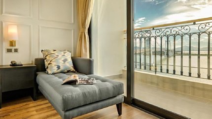 Ghế sofa ngắm trọn view thành phố