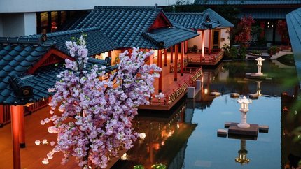 Khu tắm khoáng Onsen