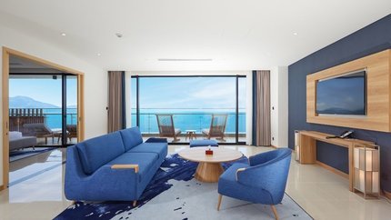 Phòng khách với tầm nhìn hướng biển