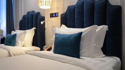 Phòng Classic Premium 3 pax Dahlia Hanoi