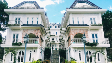 Dalat De Charme Village