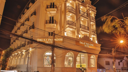 Toàn cảnh khách sạn Paradise