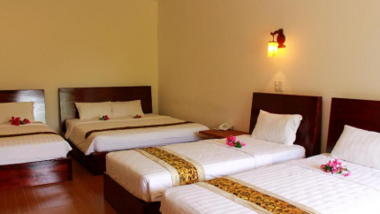 Family 8 Pax Đất Lành Beach Resort & Spa Mũi Né