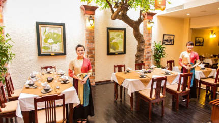 Nhà hàng tại Hà Nội De Syloia