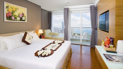 Phòng Deluxe Sea View With Balcony