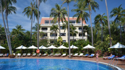 Hồ bơi Dessole Sea Lion Beach Resort