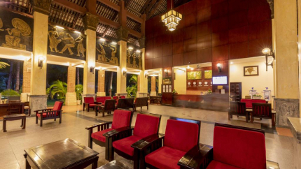 Sảnh Dessole Sea Lion Beach Resort