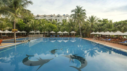 Hồ bơi Dessole Sea Lion Beach Resort