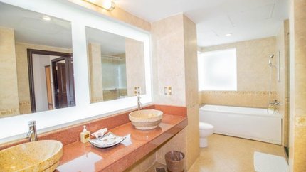 Nhà tắm đầy đủ tiện nghi