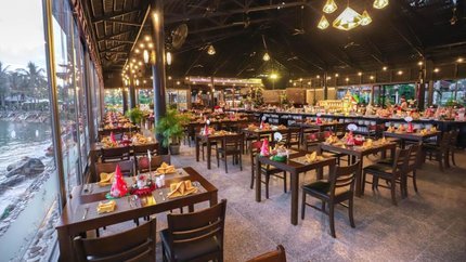 Nhà hàng trong khách sạn