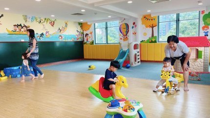 Khu vui chơi dành cho trẻ em trong nhà