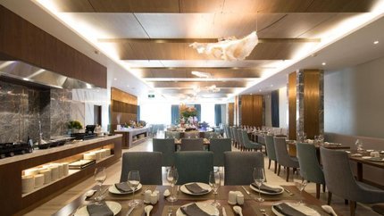 Nhà hàng tại khách sạn