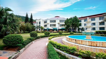 Quang cảnh bên ngoài