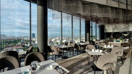 Nhà hàng tại khách sạn