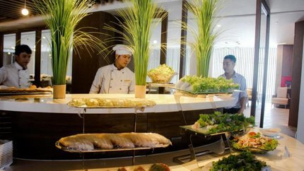 Nhà hàng tại khách sạn