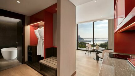 Gam màu nâu đỏ đan xen đẹp mắt