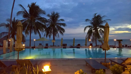 Hồ bơi Dynasty Mũi Né Beach Resort Phan Thiết