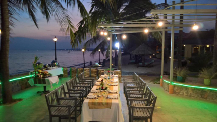 Tiệc ngoài trời Dynasty Mũi Né Beach Resort Phan Thiết