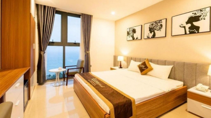 Phòng Premier Family Sea View tại khách sạn Ecstasy Nha Trang 3 sao