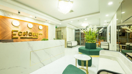 Sảnh lễ tân khách sạn Ecstasy Nha Trang
