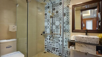 Phòng vệ sinh khéo kín, sạch sẽ, tiện nghi