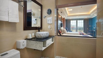 Phòng vệ sinh với đầy đủ tiện nghi