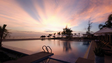 Hồ bơi Eden Resort Phú Quốc