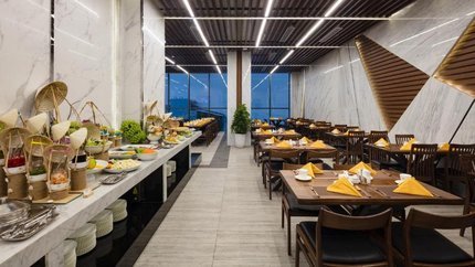 Nhà hàng với không gian sang trọng