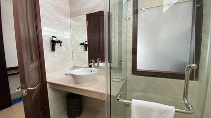 Nhà vệ sinh